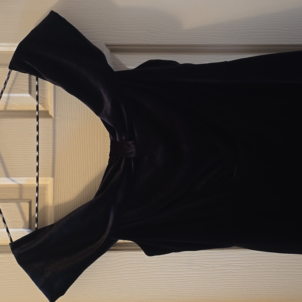 PREMIER AMOUR BRAND WOMEN'S BLACK VELVETEEN LINED EVENING DRESS SIZE 16